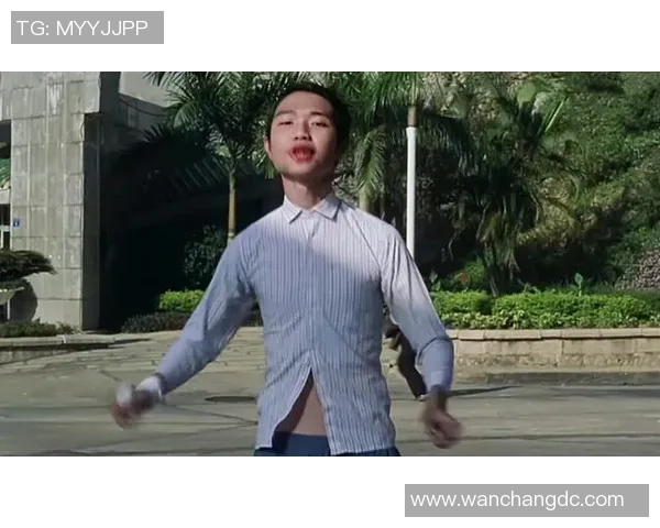 《功夫足球星爷回神完整版精彩重现足球与功夫完美融合的巅峰时刻》 《功夫足球星爷回神完整版精彩重现足球与功夫完美融合的巅峰时刻》